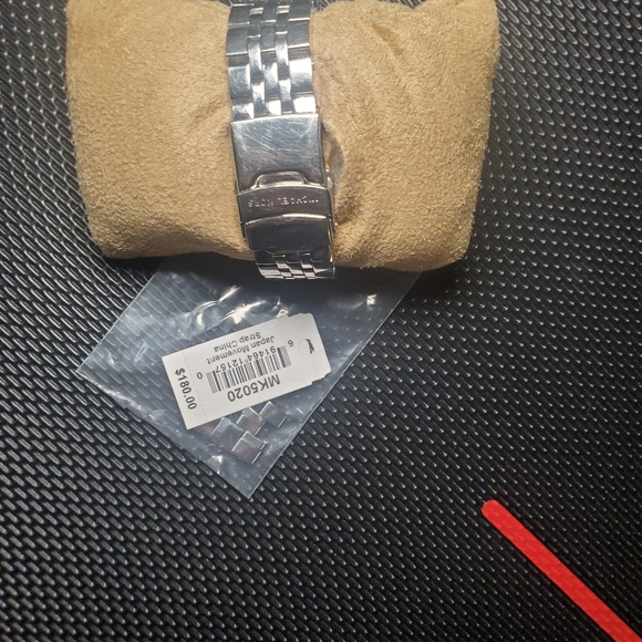 EUC Michael Kors 5020 watch - Picture 4 of 7